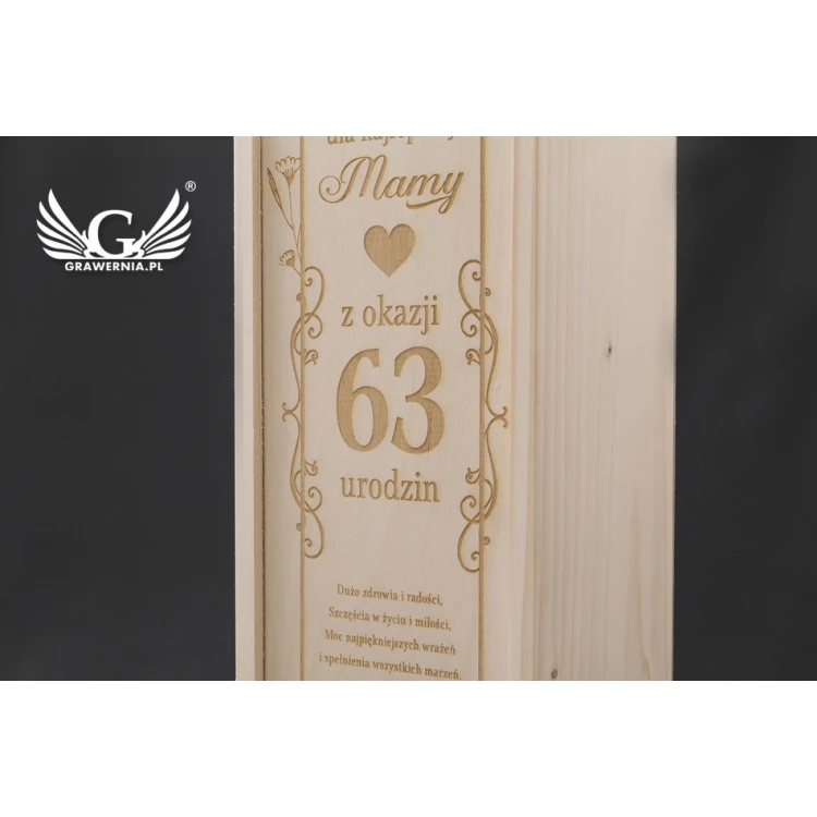 Drewniana skrzynka na alkohol dla mamy lub taty - grawerowana laserem - SK008