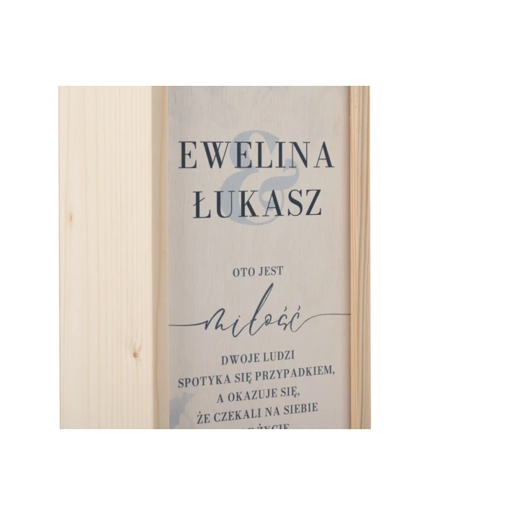 Drewniana skrzynka na wino - prezent dla Pary Młodej - SK071
