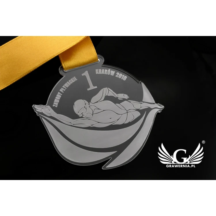 Medal akrylowy grawerowany laserem - wymiary: 90x75mm - gr. 3mm - MGR042