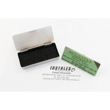 Pieczątka w pudełku metalowym - 3.5 - wymiar odbicia 23x58mm - PM004