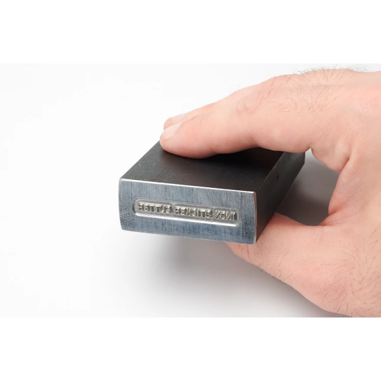 Stempel ze stali do wybijania w metalu - wymiary odbicia 30X3mm - CNC090