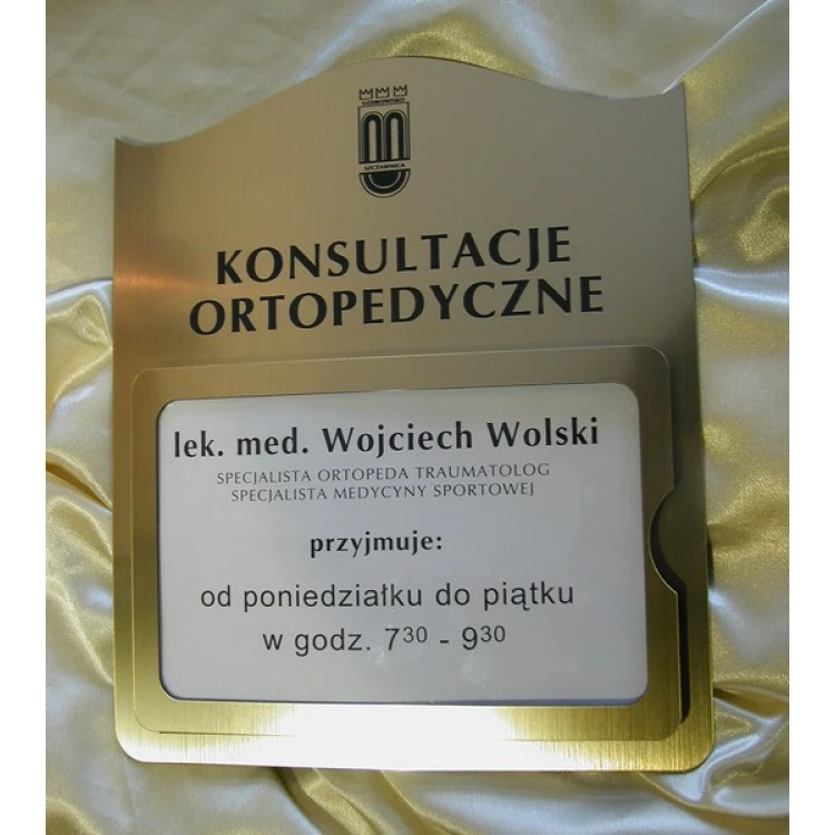 Szyldy z okienkiem - wym. 295x250mm
