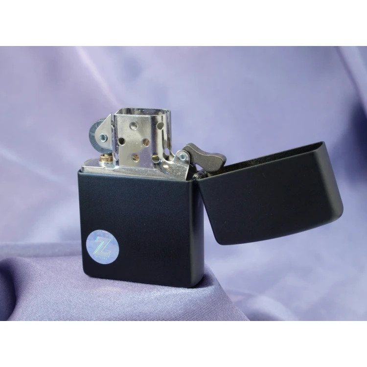 Zapalniczka ZIPPO Black Matte Logo - ZIP056