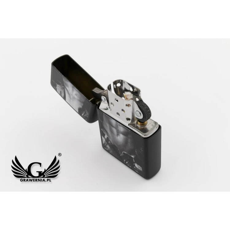 Zapalniczka ZIPPO Man Black Matte - ZIP040