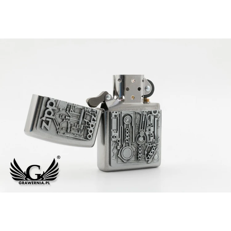 Zapalniczka ZIPPO Maszyna Street Chrome - ZIP046