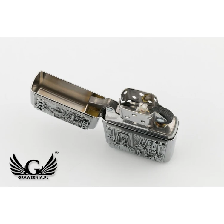 Zapalniczka ZIPPO Maszyna Street Chrome - ZIP046