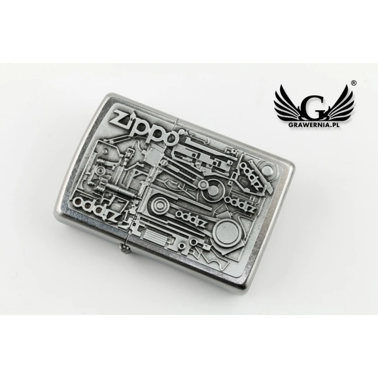 Zapalniczka ZIPPO Maszyna Street Chrome - ZIP046